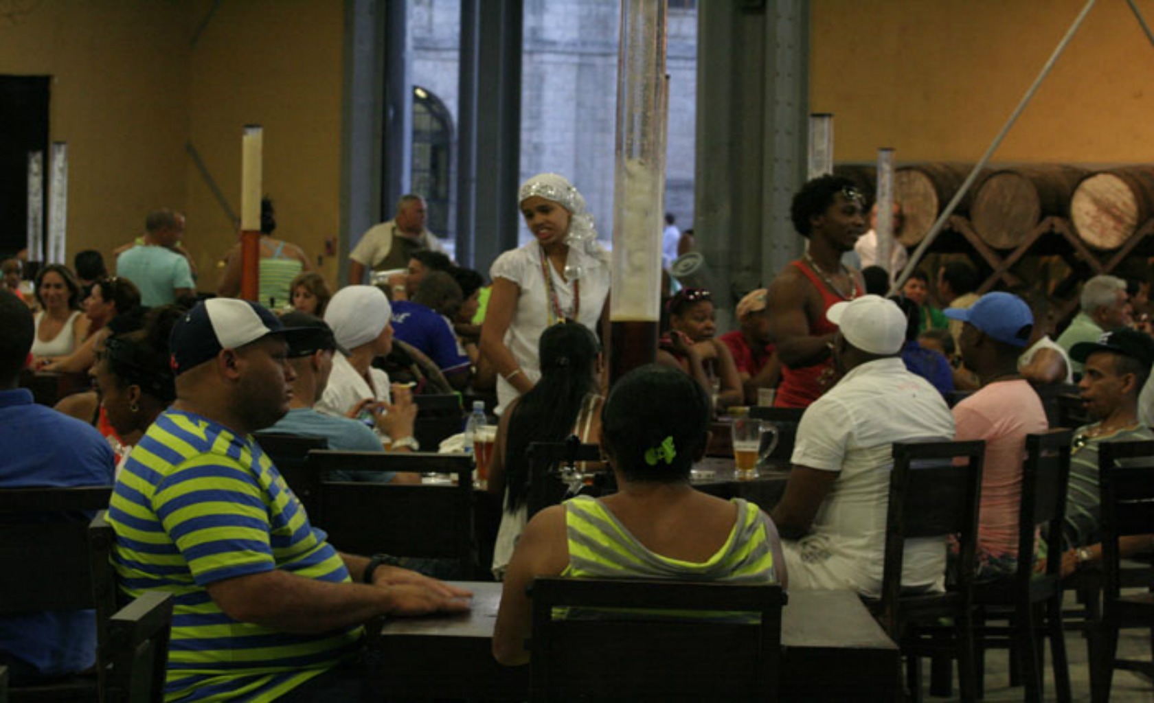 You are currently viewing La nouvelle cerveceria, bar branché et patrimoine historique de la Havane