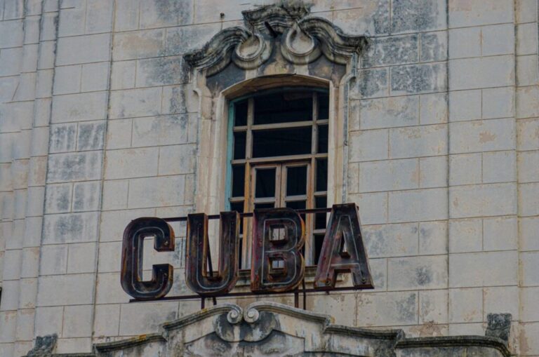 Lire la suite à propos de l’article Voyager à Cuba en 2025